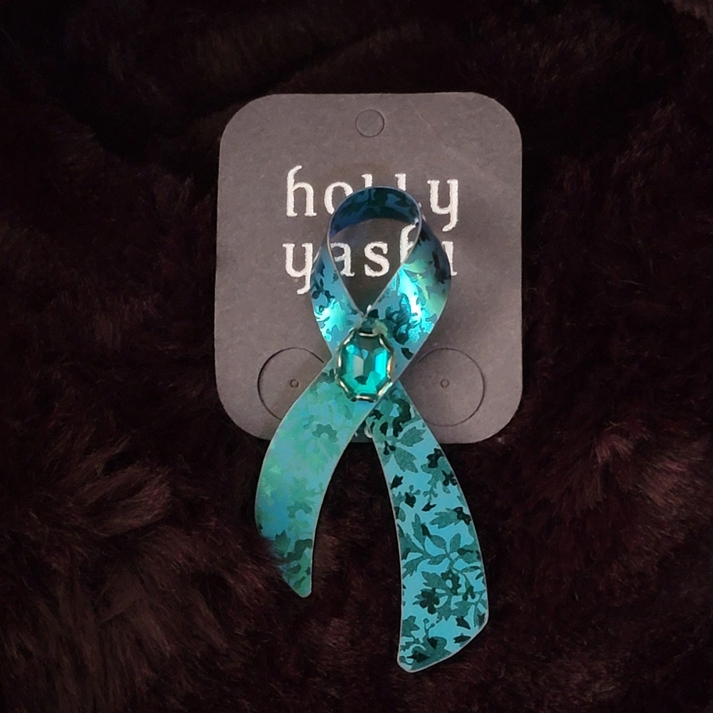 Holly Yashi Blue Ribbon Brooch
